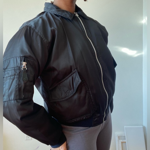 Bomber Jacket - L - Picture 2 of 9